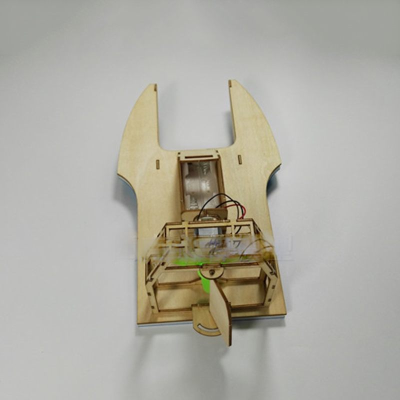 Flying Fish Assemblé Électriqu - Model Kit Yacht avis et prix